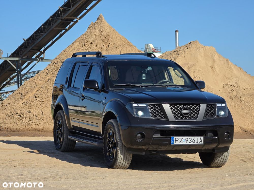 Nissan Pathfinder - 4