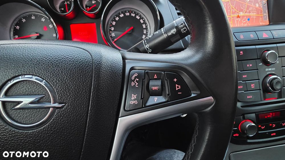 Opel Insignia 1.6 T Cosmo - 16