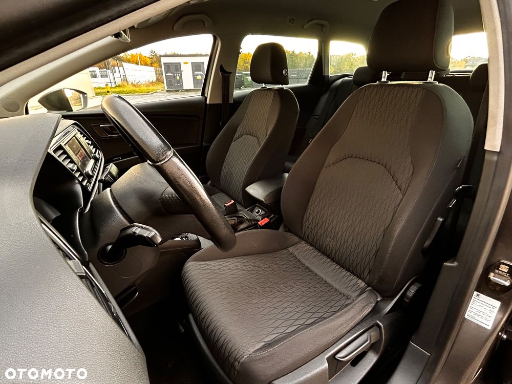 Seat Leon 2.0 TDI DPF Ecomotive DSG Style - 25