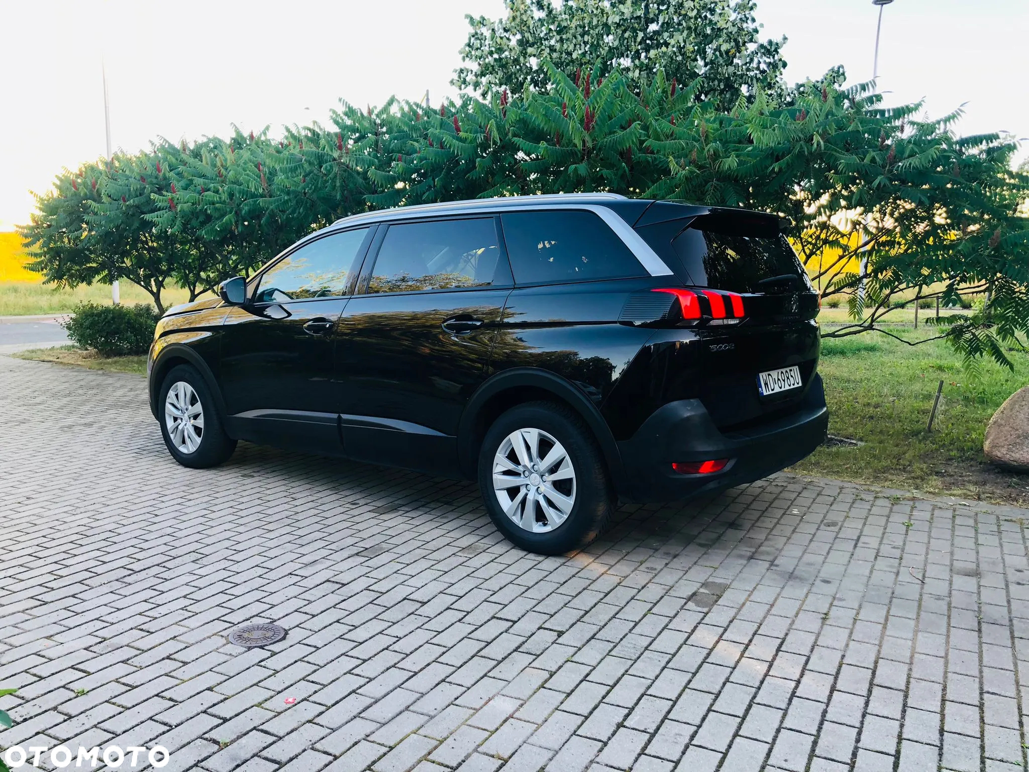 Peugeot 5008 1.5 BlueHDI Allure S&S EAT8 - 4