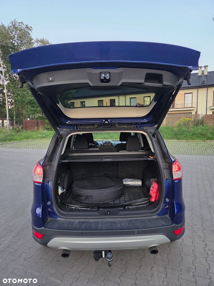 Ford Escape 2.0 EcoBoost AWD Titanium - 16