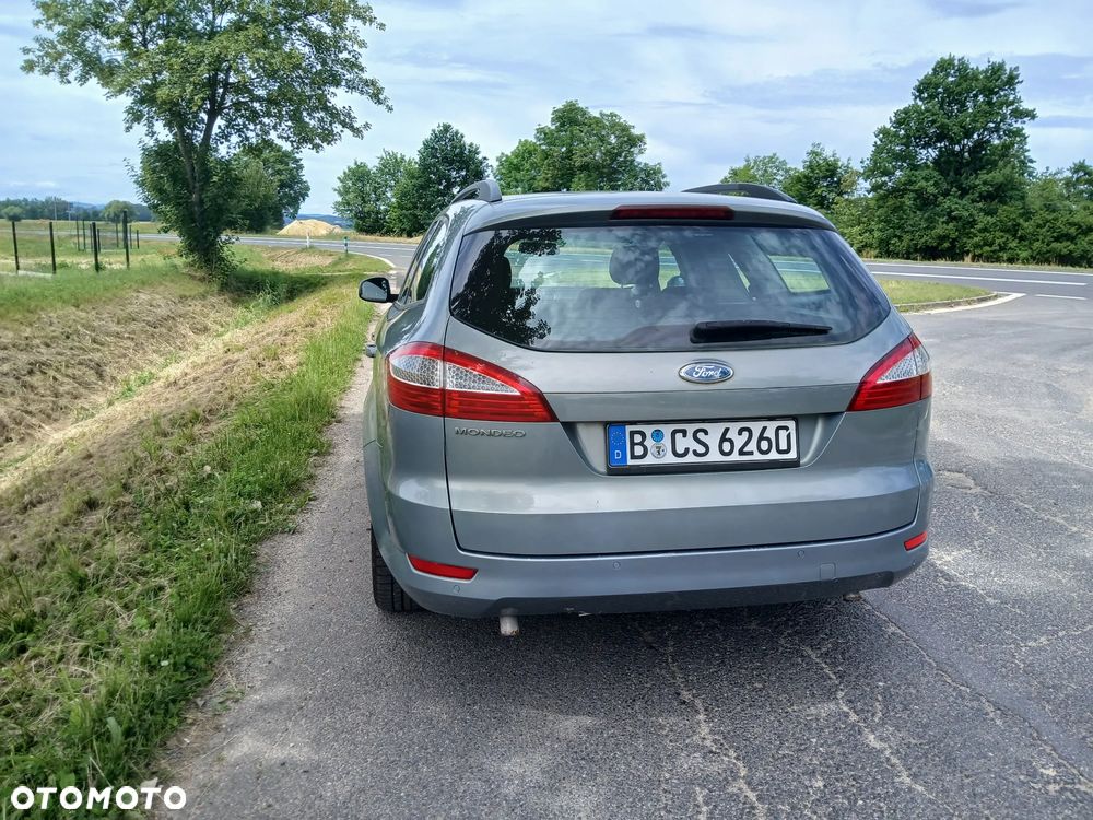 Ford Mondeo 2.5 Titanium - 10