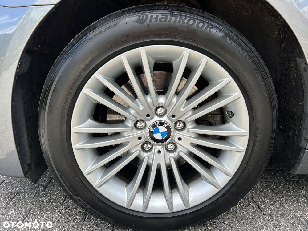 BMW Seria 5 520d xDrive - 35