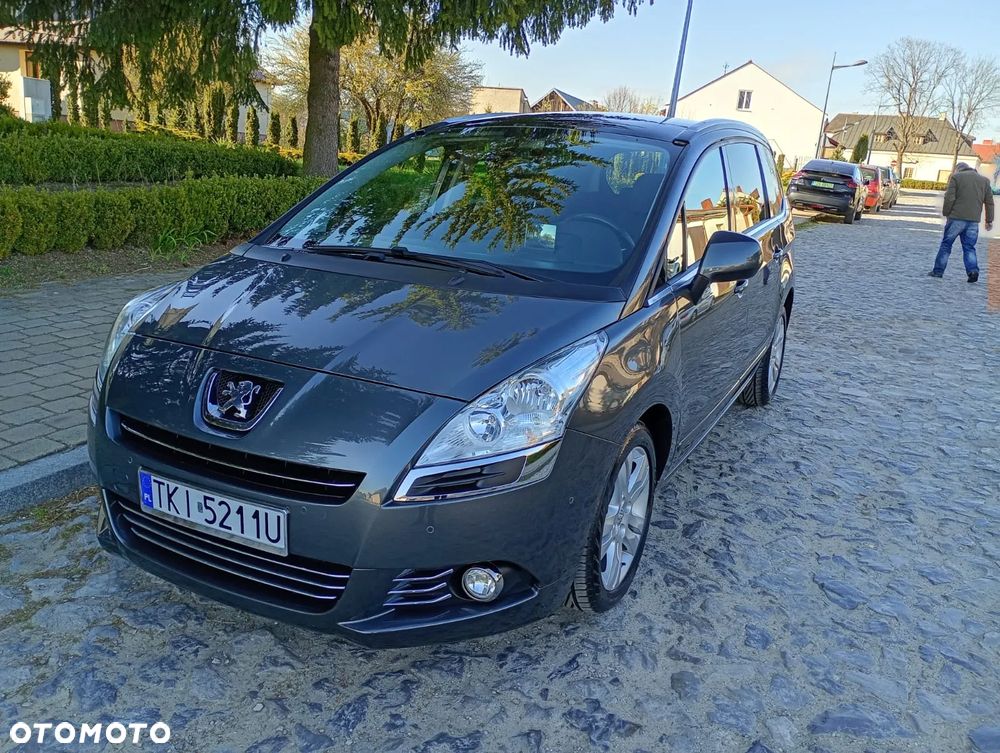 Peugeot 5008 HDI 115 Allure - 25