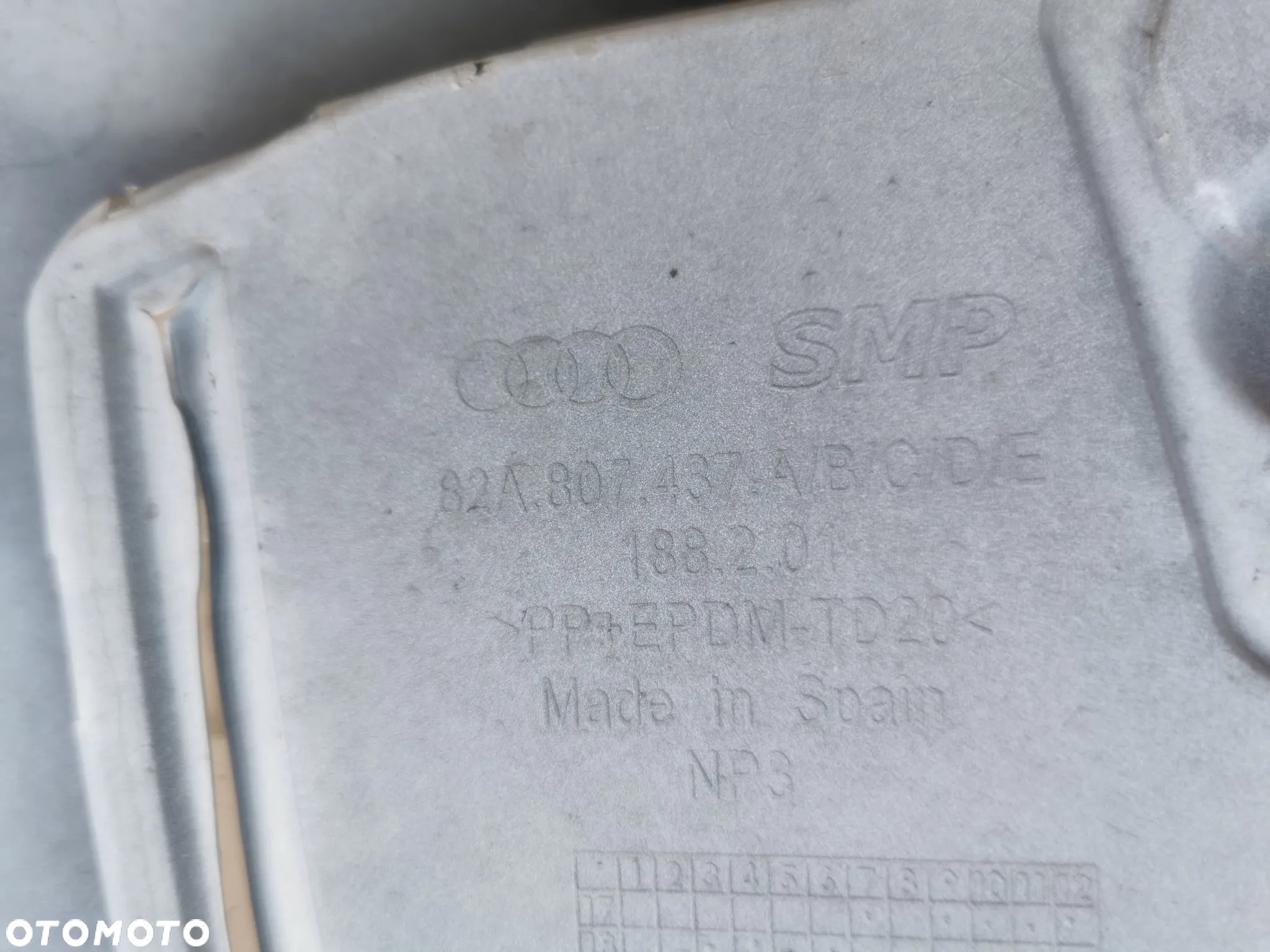 ZDERZAK PRZEDNI PRZOD AUDI A1 II 82A807437A - 9