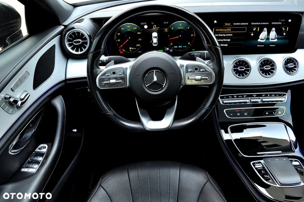 Mercedes-Benz CLS 300 d 4Matic 9G-TRONIC AMG Line - 29