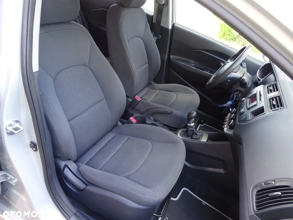 Kia Rio 1.1 crdi L - 18