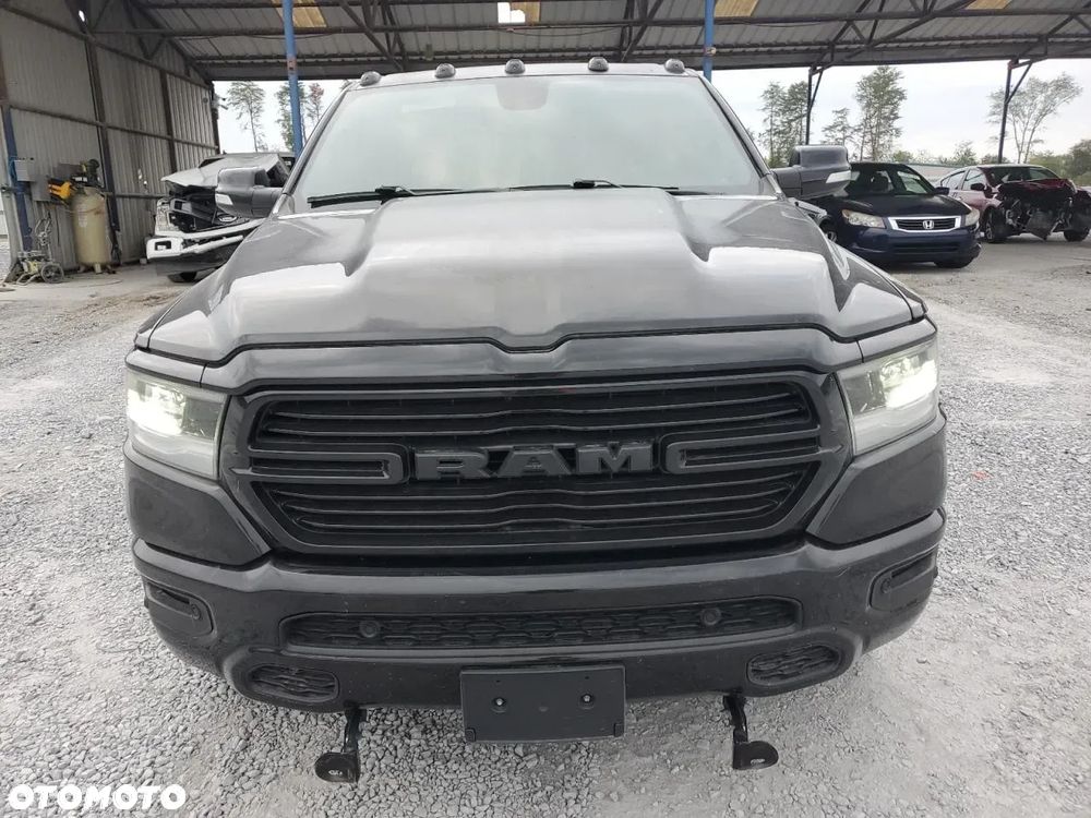 RAM 1500 5.7 Quad Cab Longbed Bighorn Black - 5