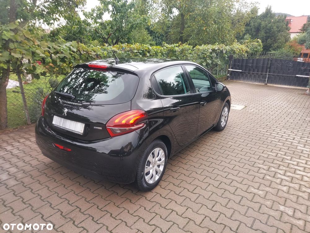 Peugeot 208 1.2 PureTech Active - 8