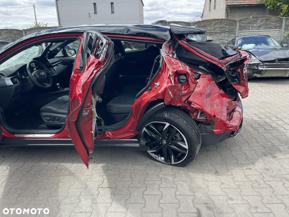 Toyota C-HR 2.0 Hybrid GR Sport - 4