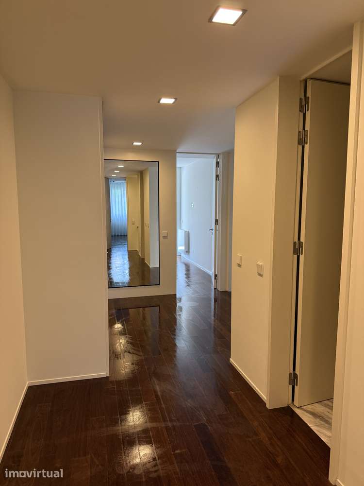 T3 duplex Boavista, Porto - Grande imagem: 5/15