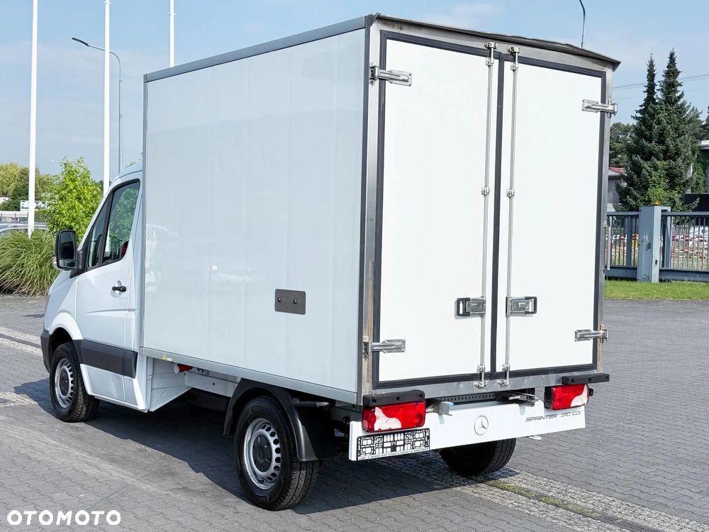 Mercedes-Benz SPRINTER 310 CDI CHŁODNIA HAKOWA TBV IMPORT Z NIEMIEC OD 1.WŁ MROŹNIA -10 - 4
