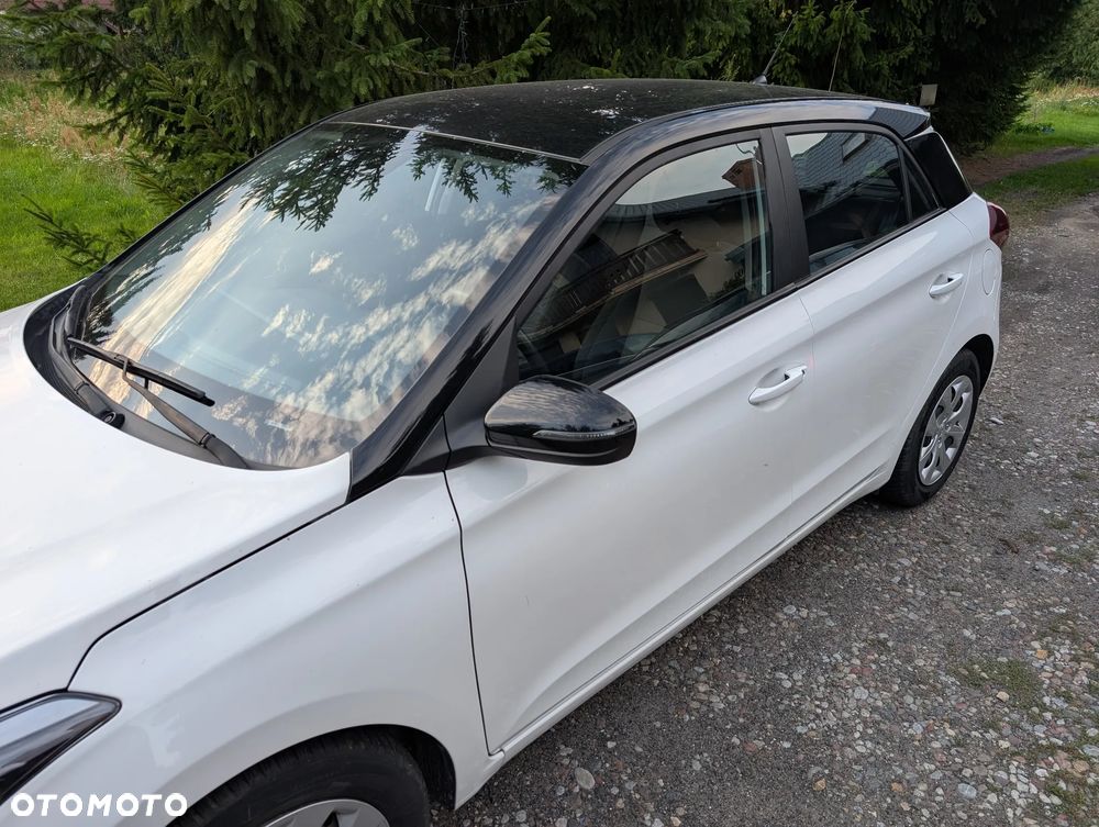 Hyundai i20 - 13