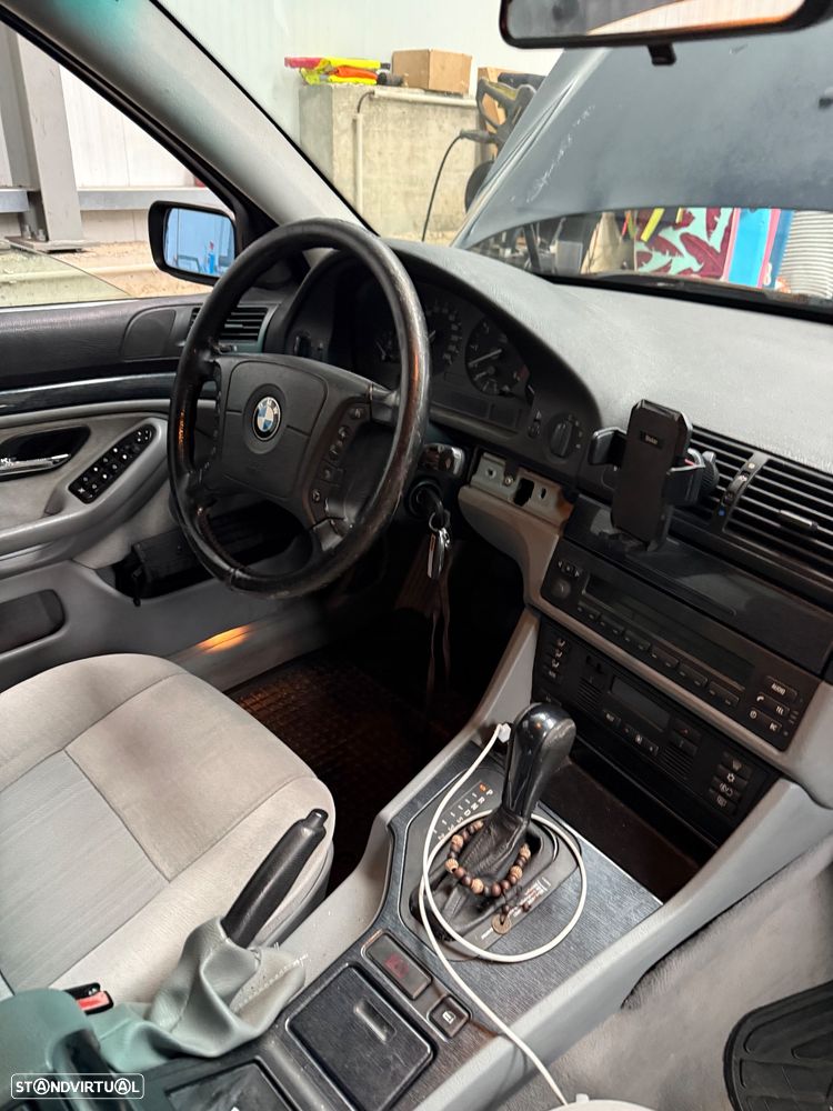 BMW 525 tds A Touring - 15