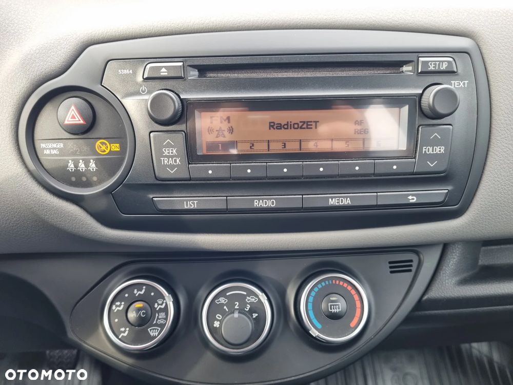 Toyota Yaris - 18
