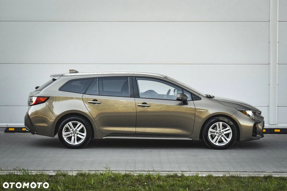 Suzuki Swace 1.8 Hybrid Premium Plus CVT - 17