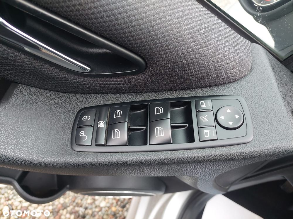 Mercedes-Benz Klasa B 180 BlueEFFICIENCY - 10