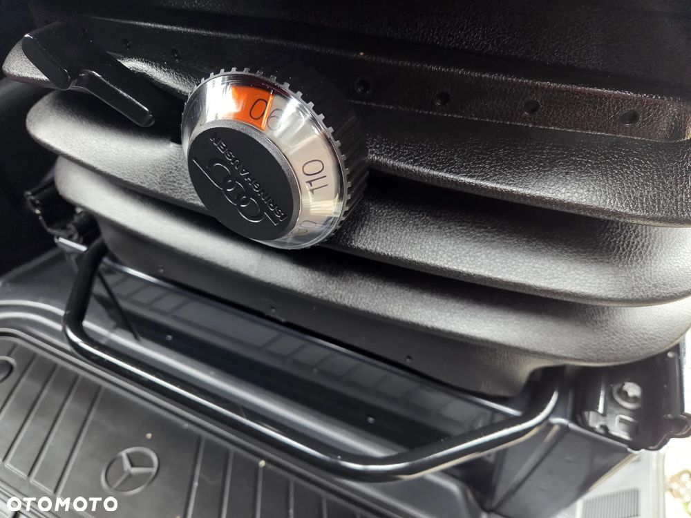 Mercedes-Benz Sprinter - 31