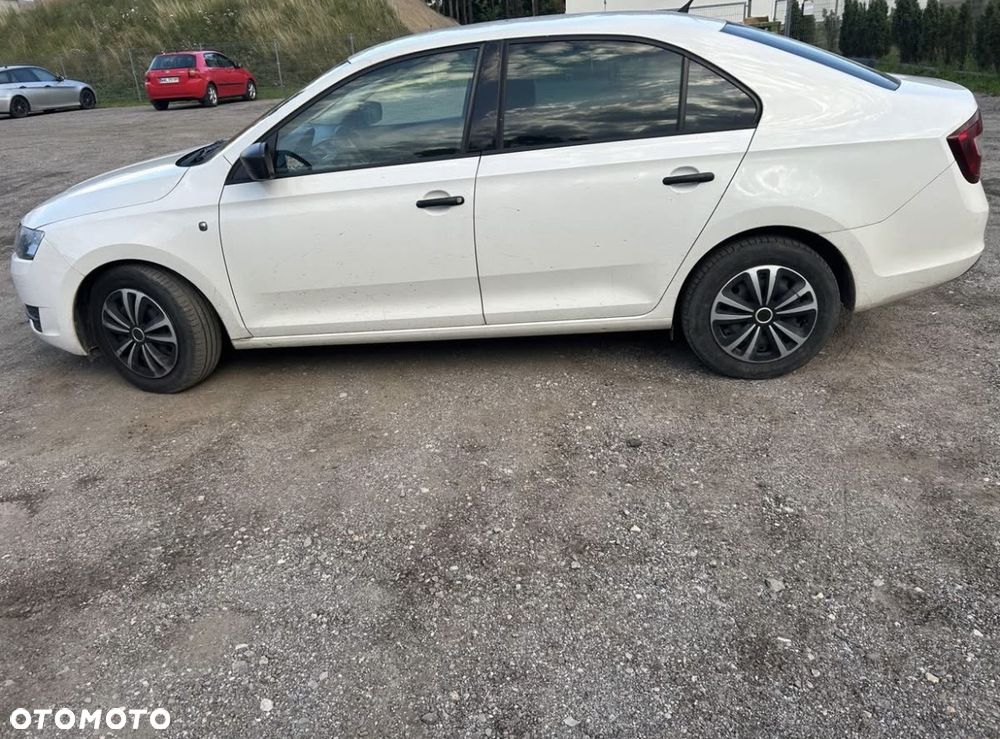 Skoda RAPID 1.2 Active - 4