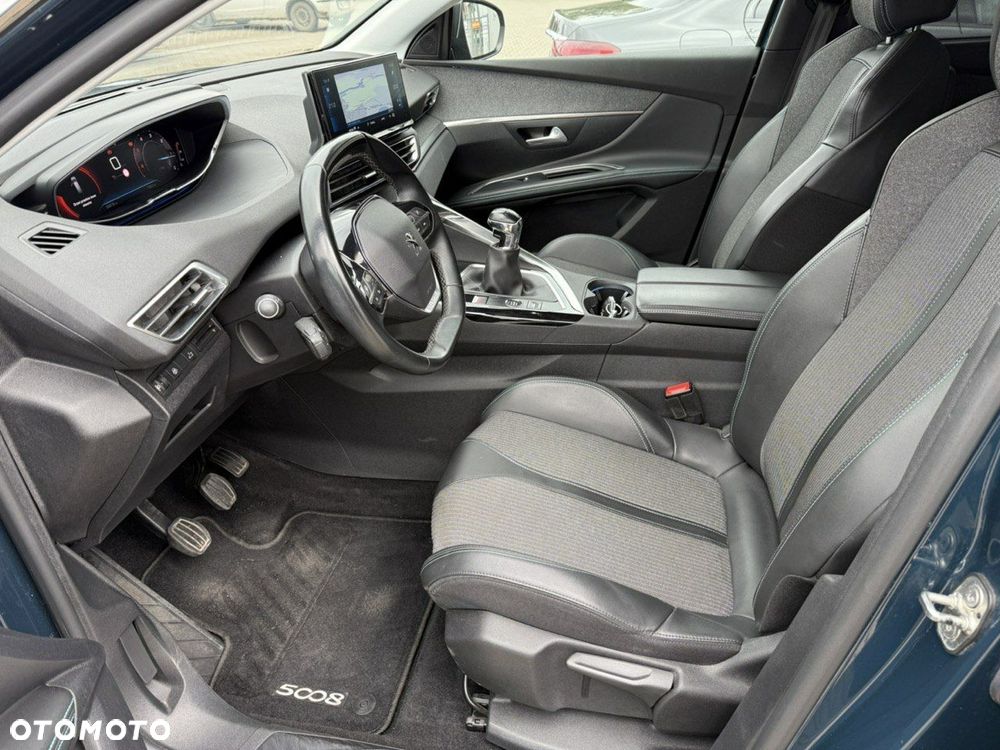 Peugeot 5008 BlueHDI 130 Allure - 18