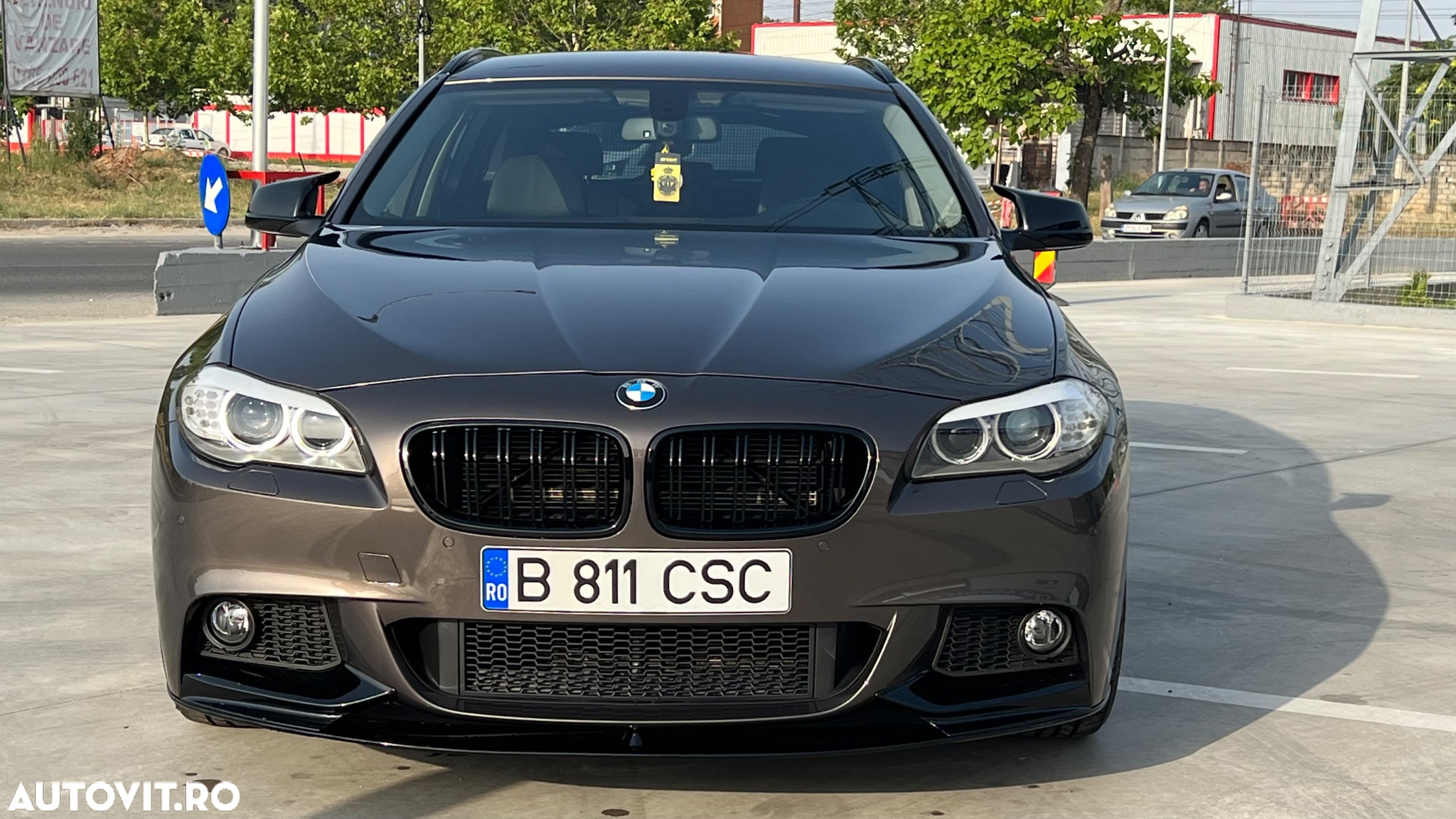 BMW Seria 5 520d Aut. BluePerformance - 2