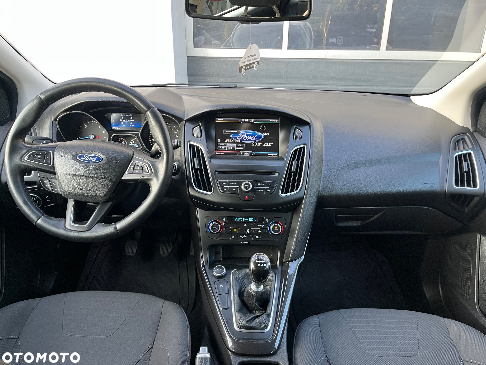 Ford Focus 1.0 EcoBoost Hybrid TITANIUM X - 11