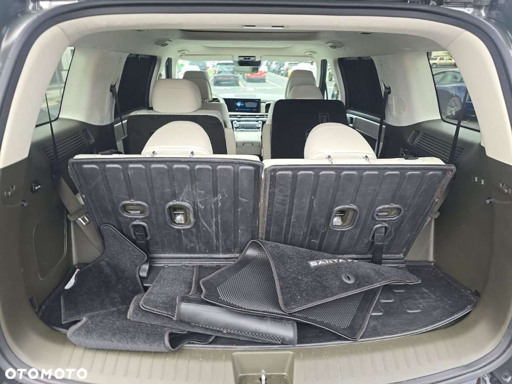 Hyundai Santa Fe - 5