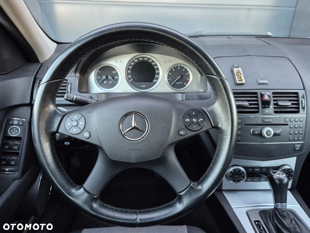 Mercedes-Benz Klasa C - 16