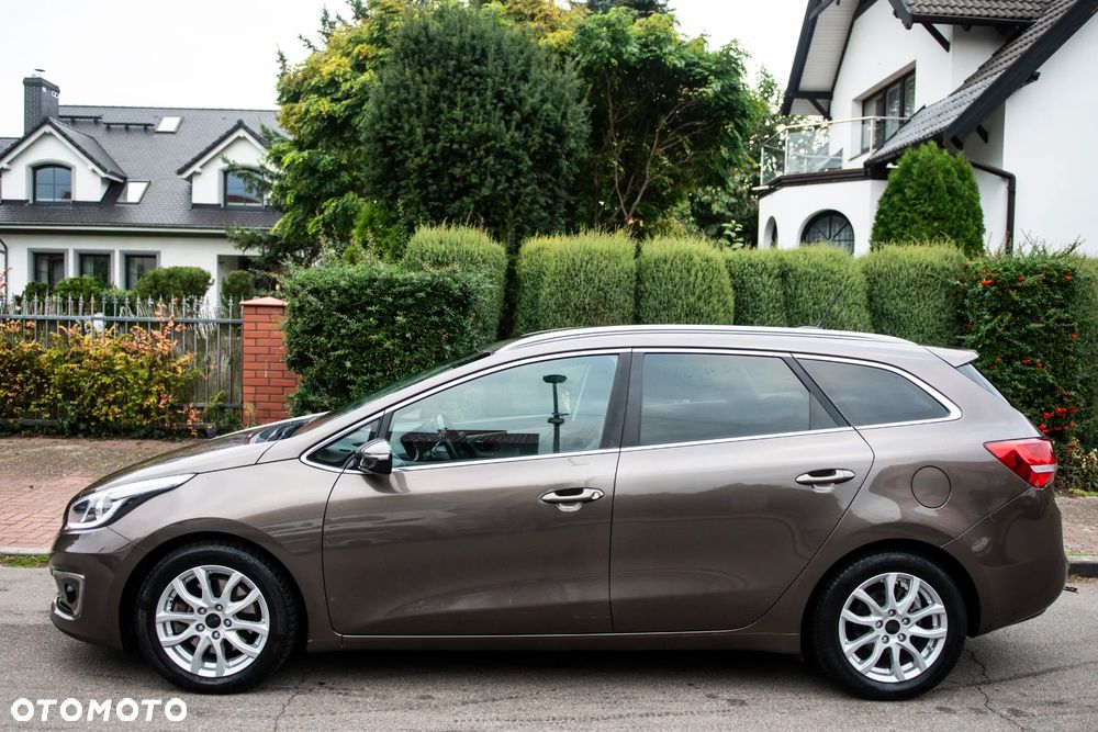 Kia Ceed 1.6 GDI ISG Vision - 11