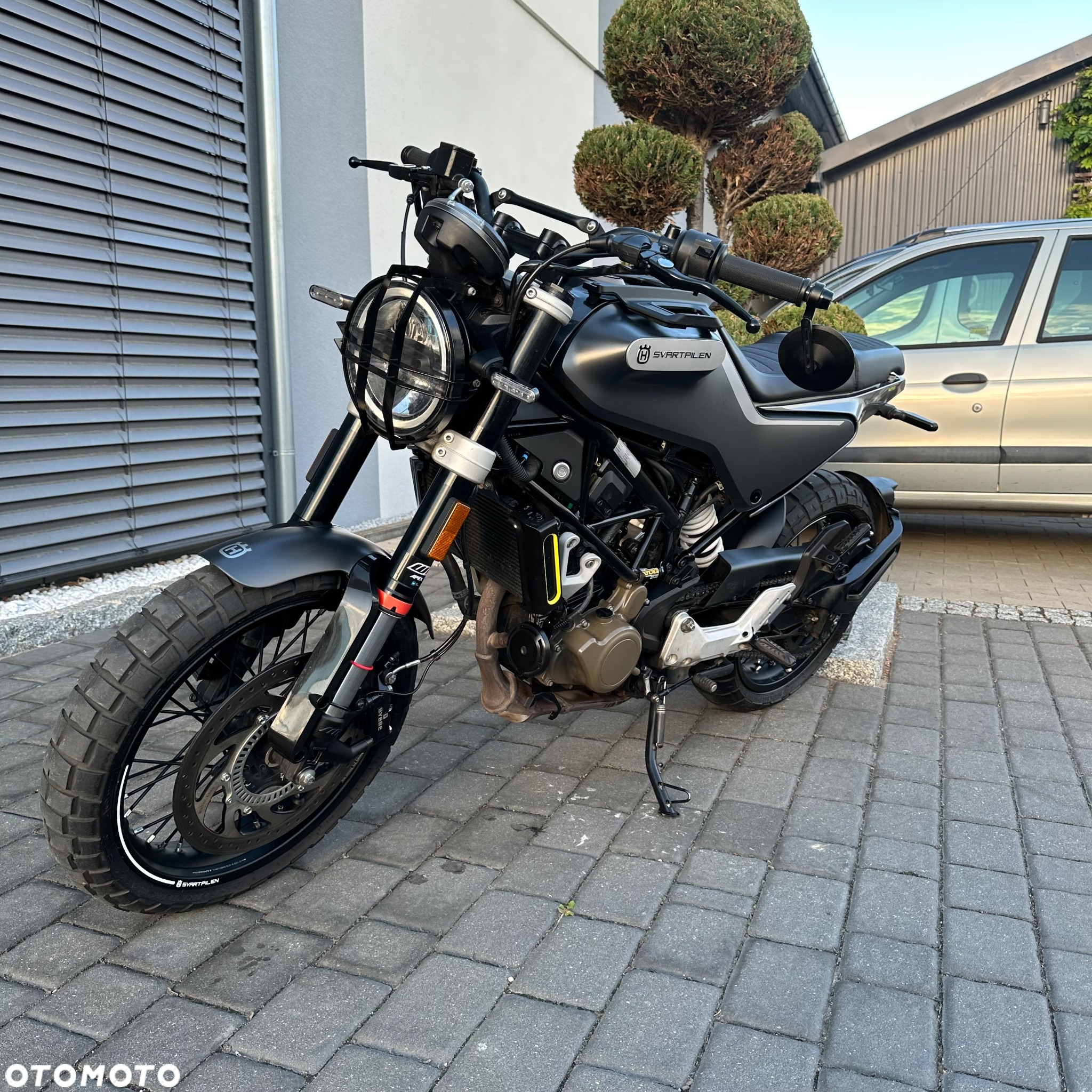 Husqvarna Svartpilen - 6