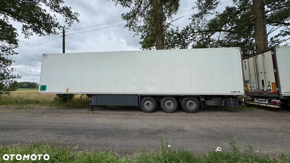 Schmitz Cargobull SKO 24 - 1