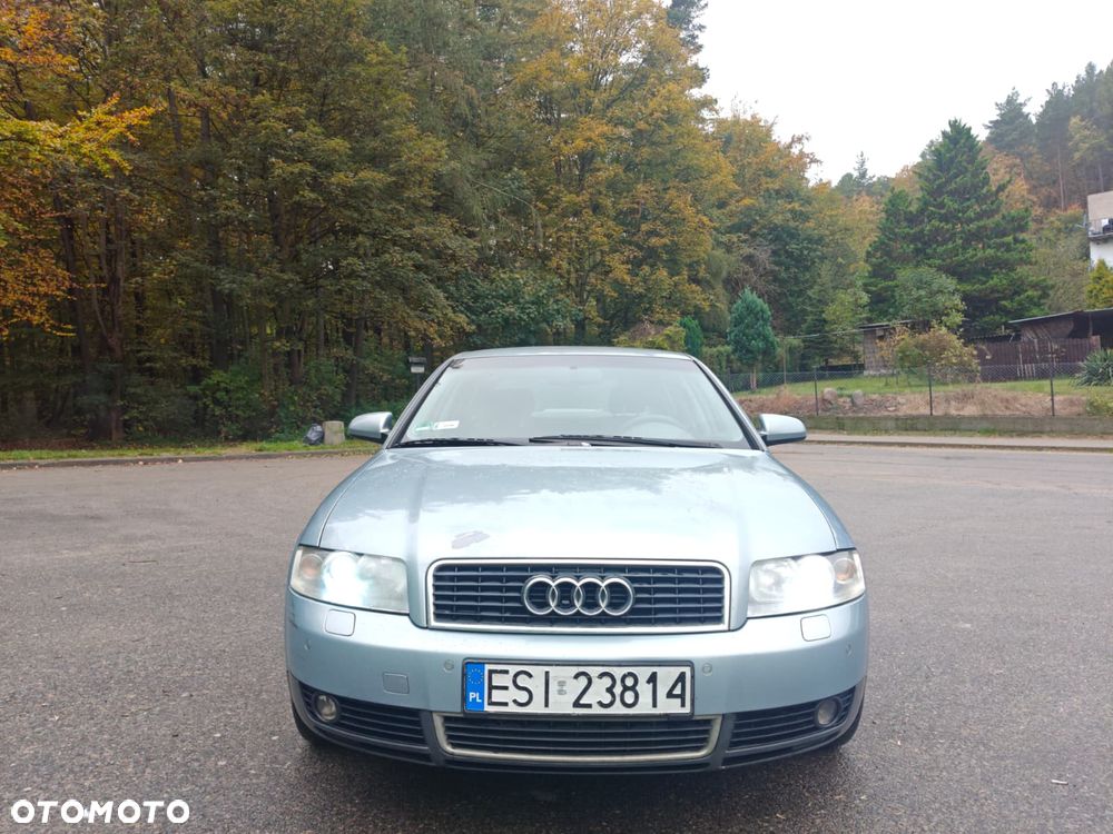 Audi A4 Limousine - 2