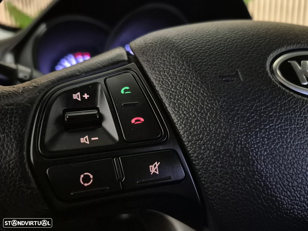 Kia Rio 1.2 CVVT LX - 12