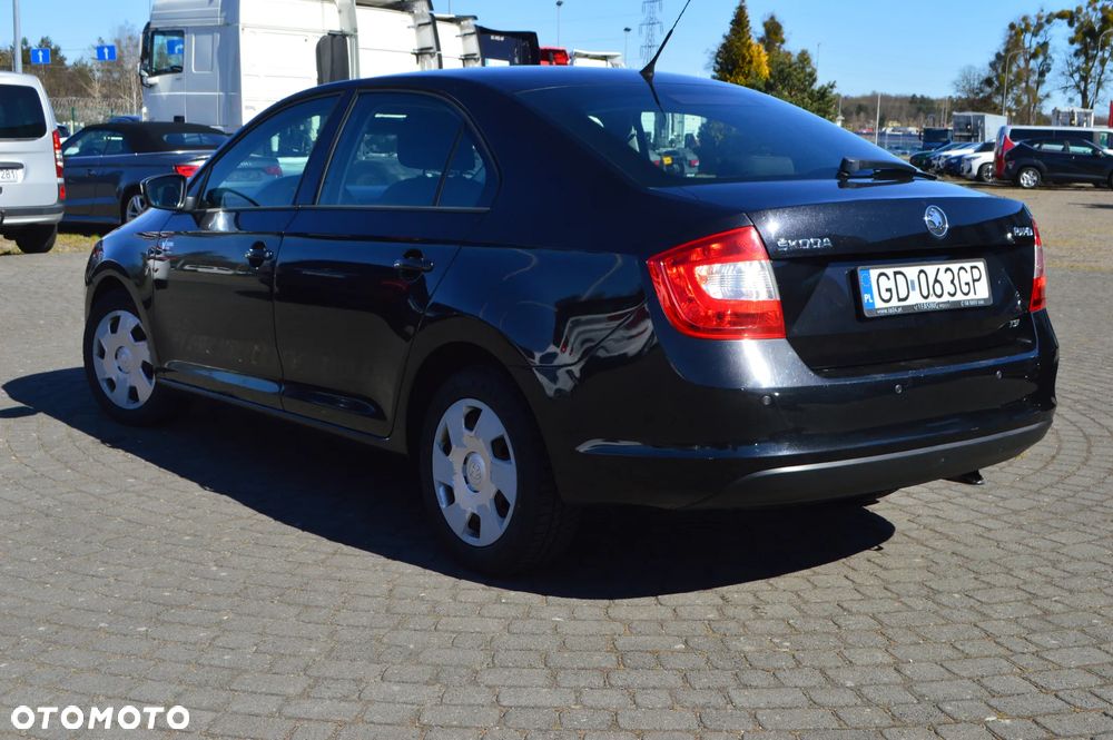 Skoda RAPID 1.2 TSI Active - 7