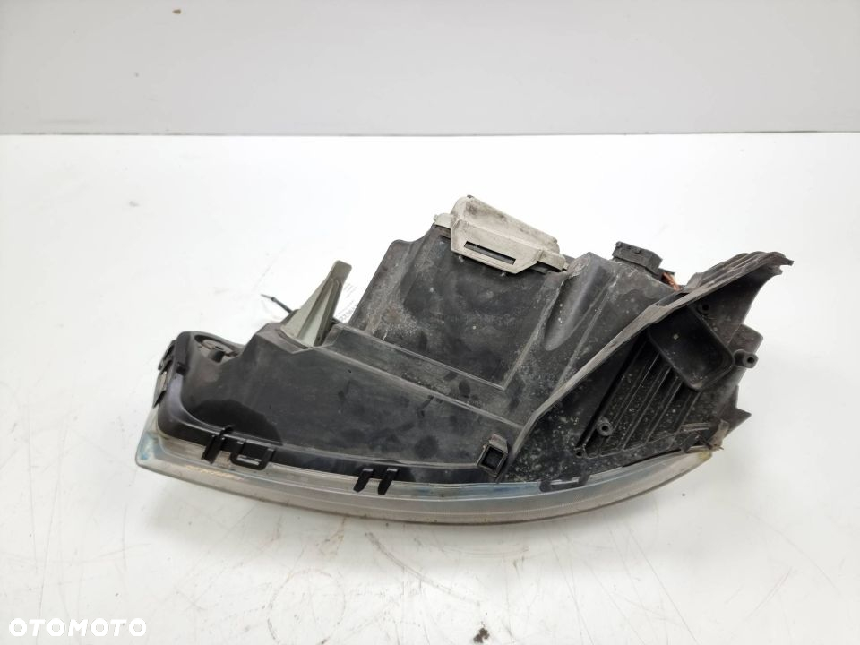 LAMPA PRAWA PRZÓD OPEL CORSA C 13237262 SOCZEWKA - 3