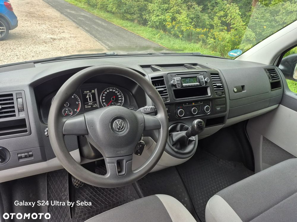 Volkswagen Transporter - 12