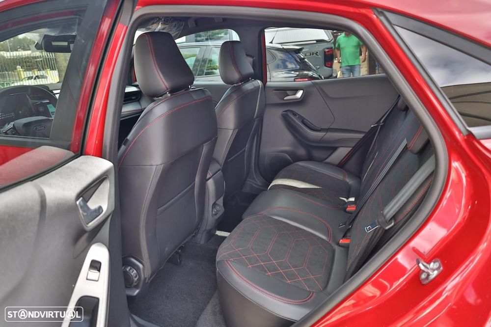 Ford Puma 1.0 EcoBoost MHEV ST-Line X Aut. — fotografia 6