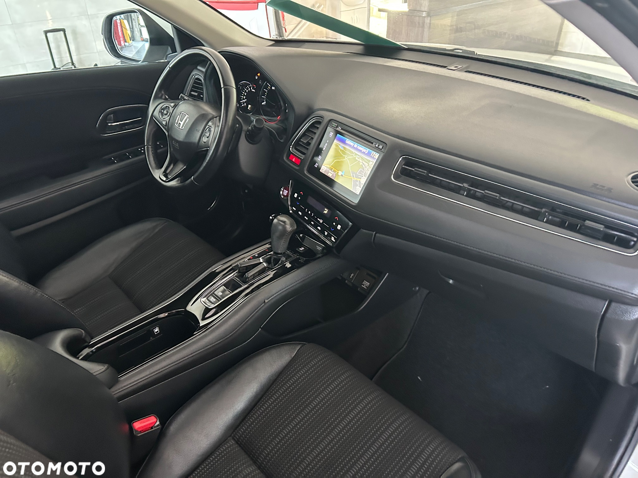 Honda HR-V 1.5 Elegance (ADAS/Honda Connect+) CVT - 29