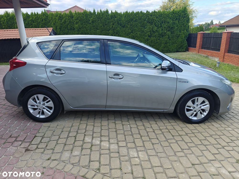 Toyota Auris - 11
