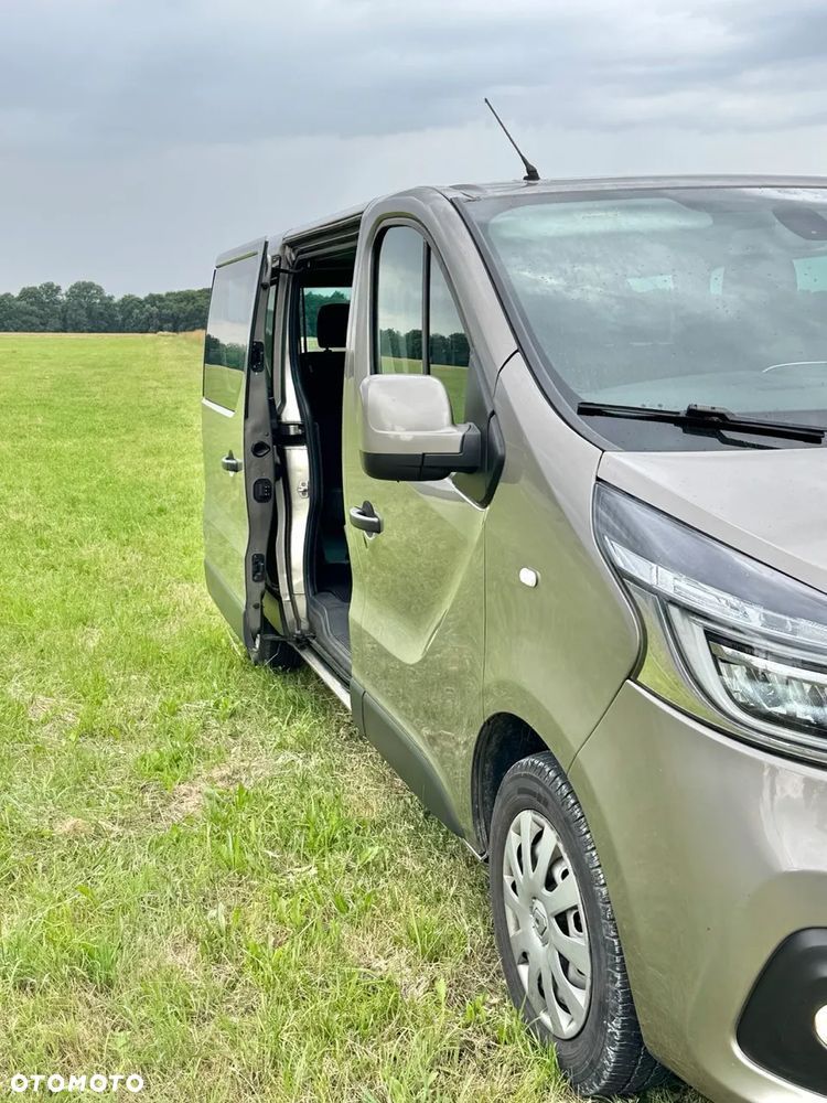 Renault Trafic 2.0 dCi - 12