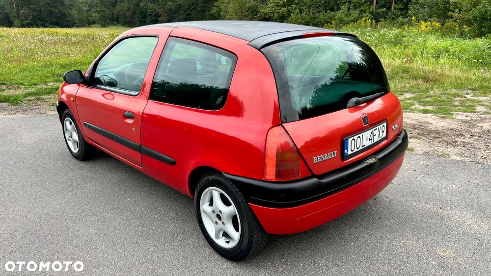 Renault Clio 1.2 RN - 6