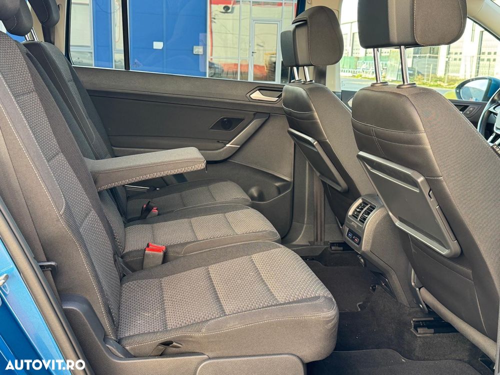 Volkswagen Touran 2.0 TDI SCR DSG Comfortline - 22
