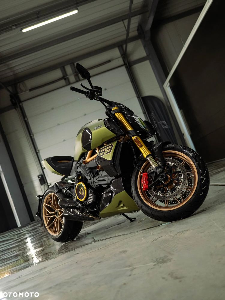 Ducati Diavel - 2