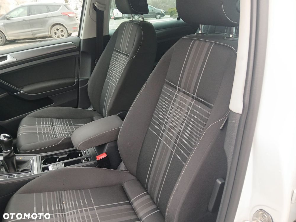 Volkswagen Golf 1.6 TDI BlueMotion Technology Lounge - 5