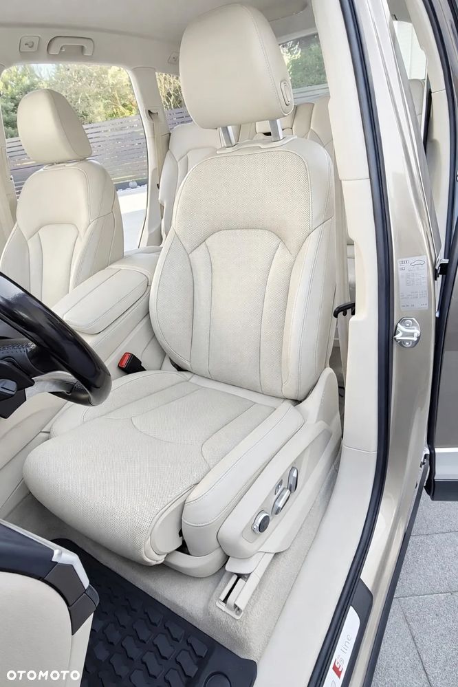 Audi Q7 - 19