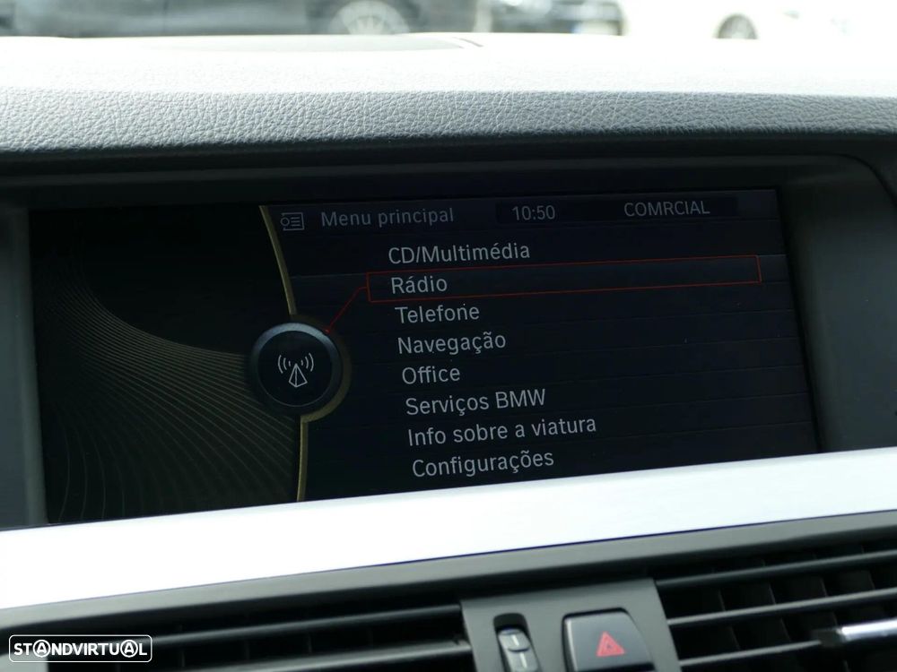 BMW 525 d Pack M - 23