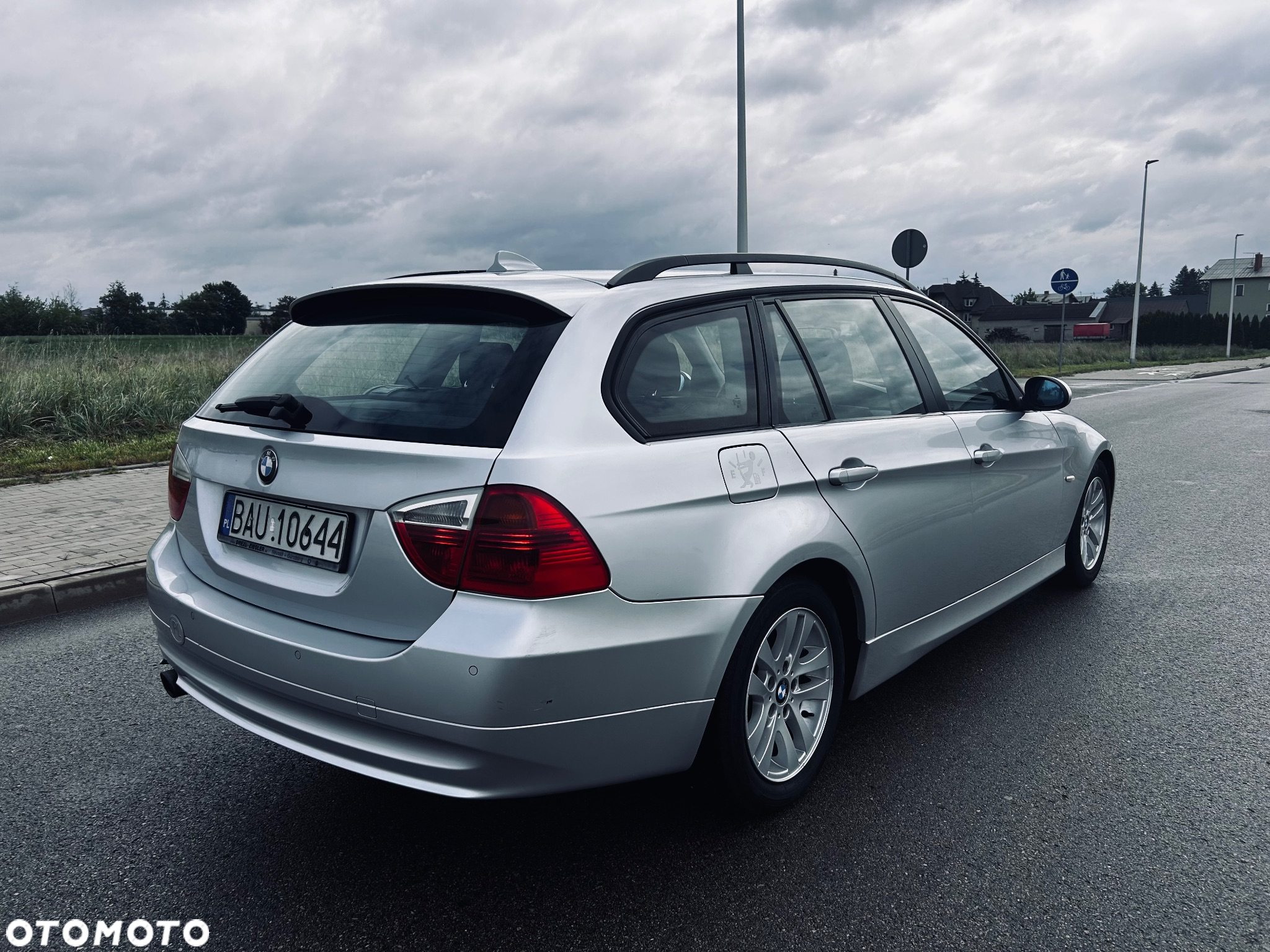BMW Seria 3 318d DPF Touring - 5