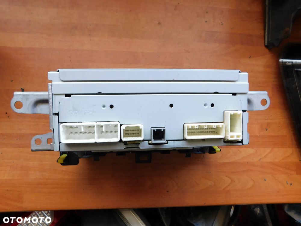 radio oryginalne TOYOTA YARIS III - 3