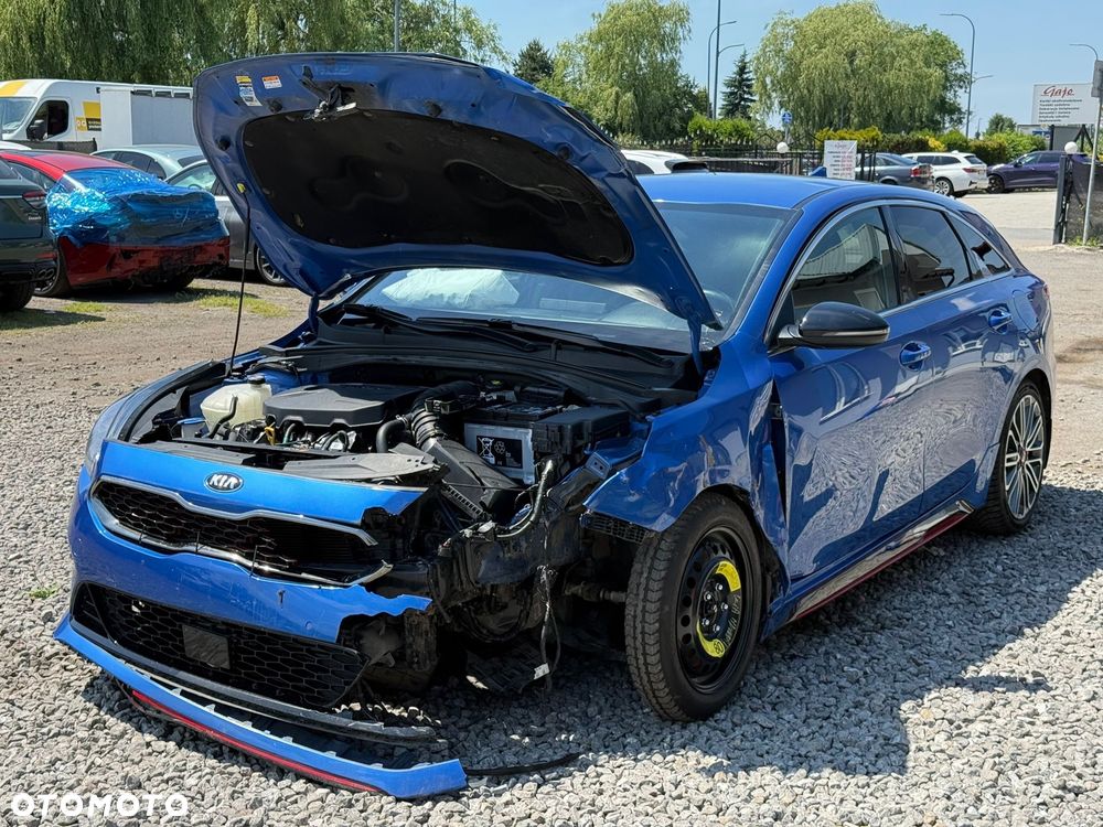 Kia ProCeed - 8