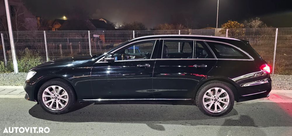 Mercedes-Benz E 220 d 9G-TRONIC Exclusive - 33